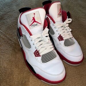 Jordan Retro Fire Red 4